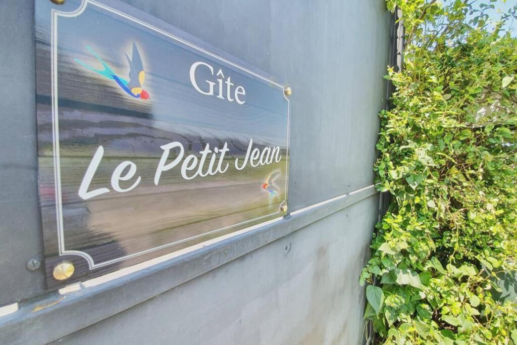 La Vernelle Le Petit Jean 빌라 외부 사진